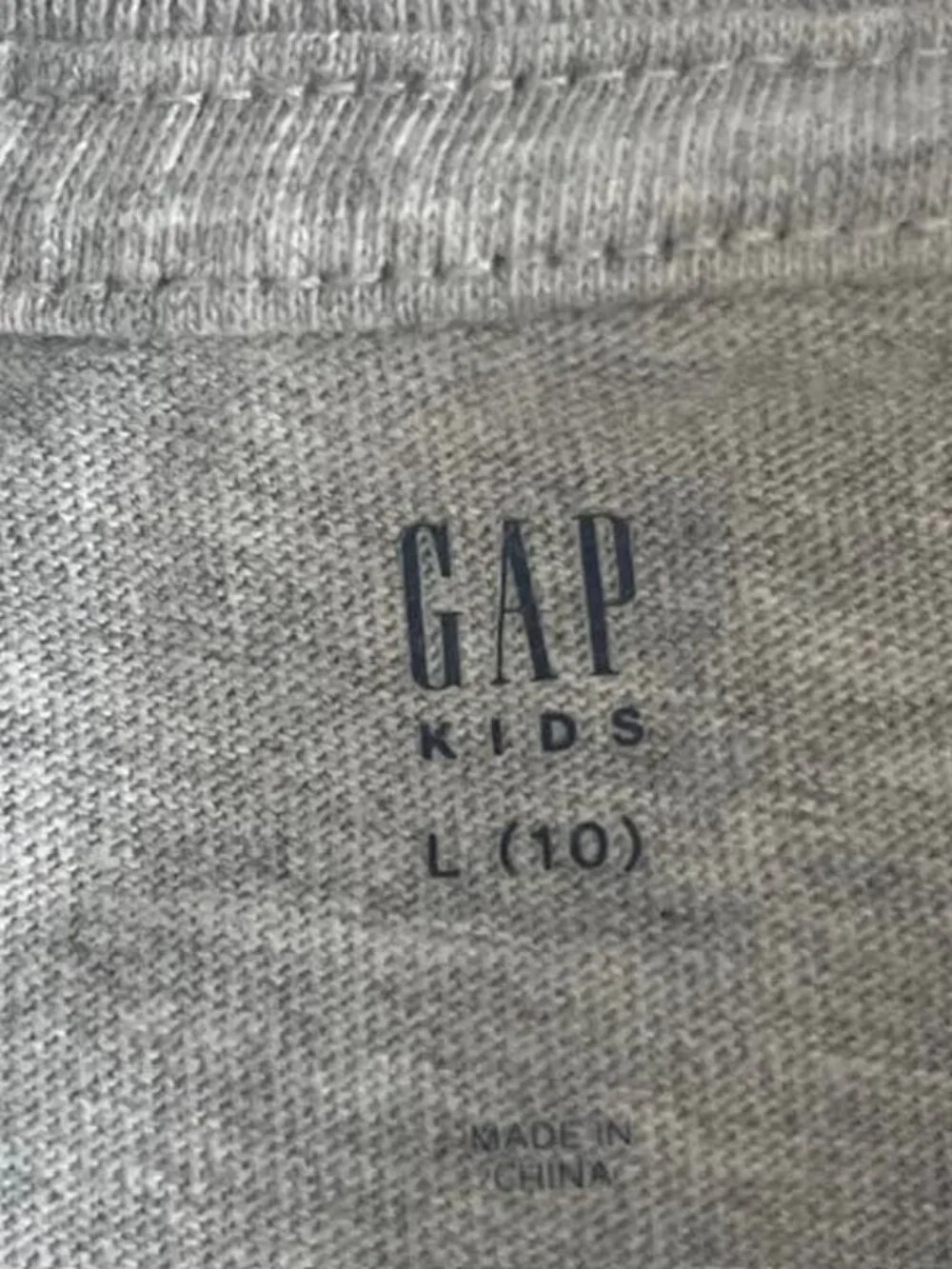 Gap Kids Cobra Kai Long Sleeve T-Shirt Boys Size 10 Gray Graphic Tee